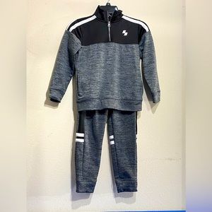 Children Place Sports Activewear Jogger & matching zip up top/size7/8 Gray/black